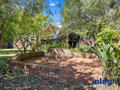 15 Old Woollamia Road, Falls Creek