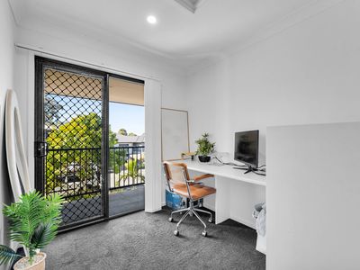 10 / 15 Waratah Way, Morayfield