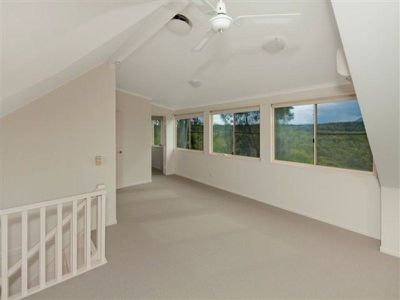 6 Val Crescent, Noosaville