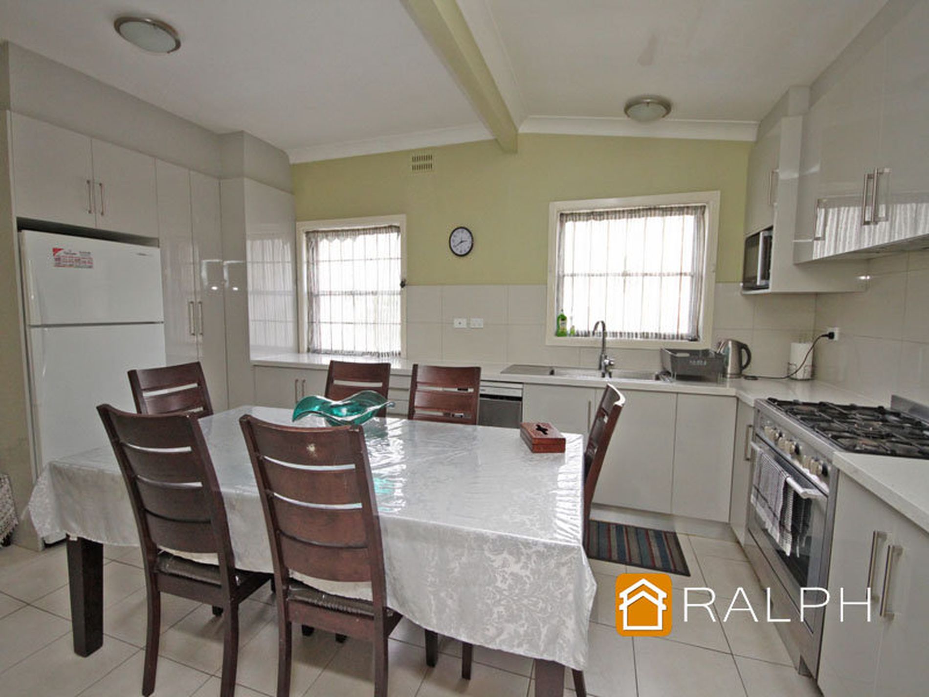 64 Canarys Road, Roselands