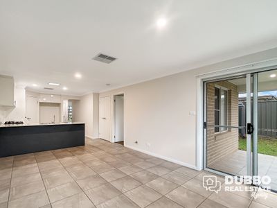 22A Boyd Avenue, Dubbo