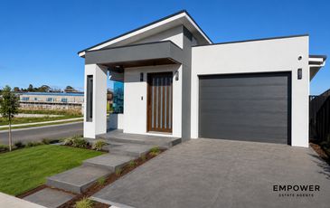 35 Bryant Avenue, Claymore