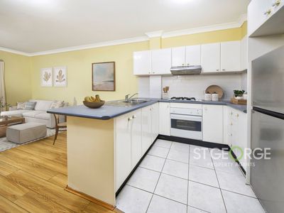 6 / 49 Woniora Road, Hurstville