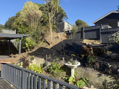 6 Kinnel Grove, Papakowhai