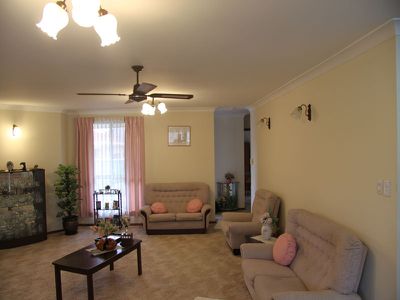 2 / 12 Hesper Drive, Forster