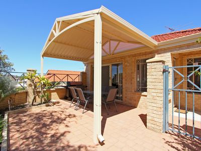 1/61 Banksia Street, Joondanna