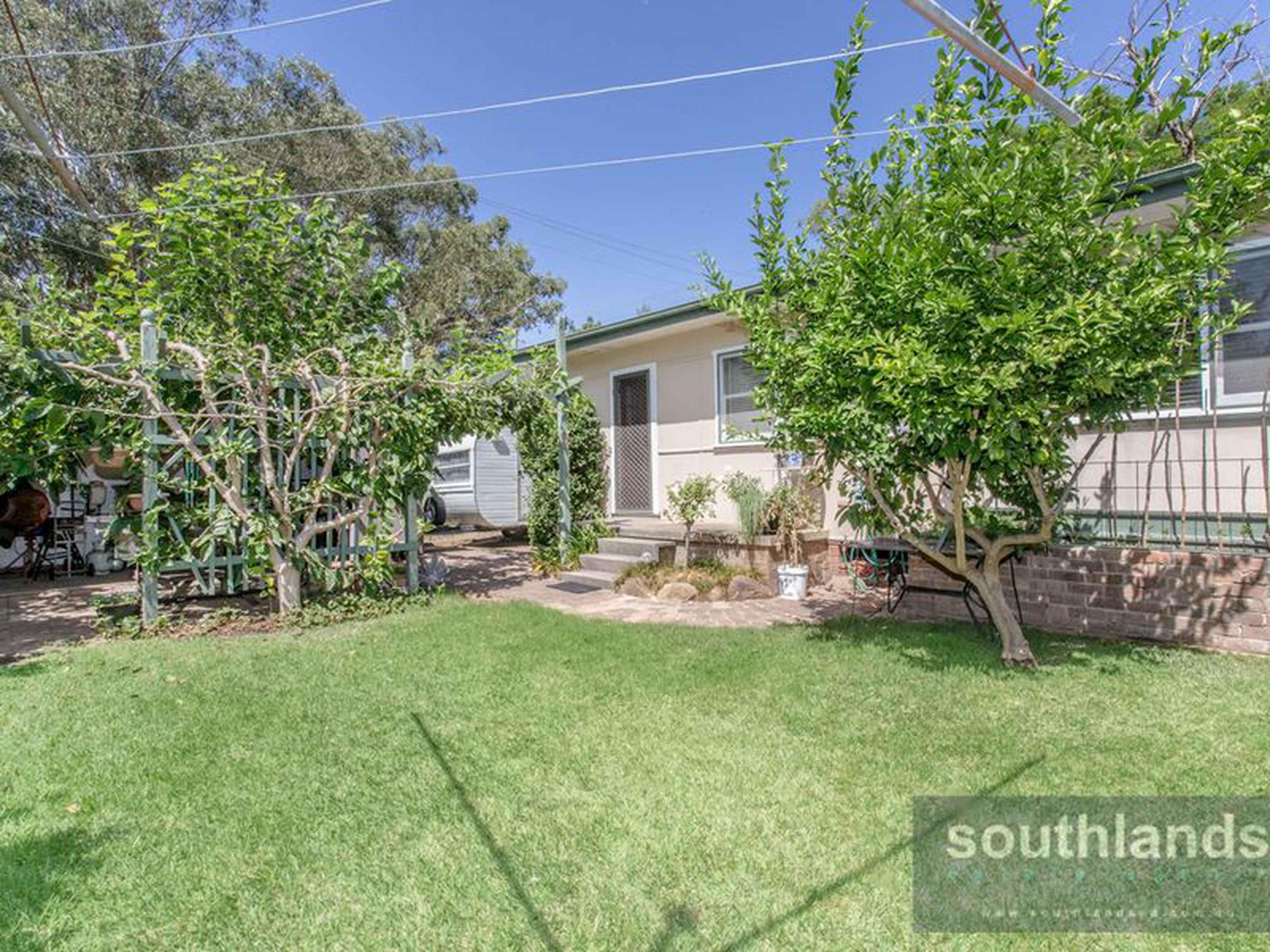 77 Second Avenue, KINGSWOOD