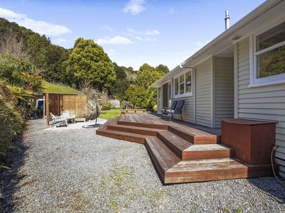 5C Janet Frame Way, Whitemans Valley