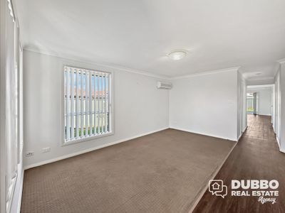 3B Jonquil Court, Dubbo