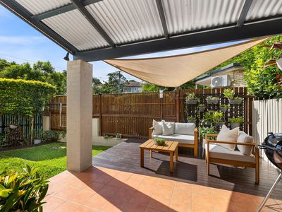 1/28 Wylie Avenue, Coorparoo