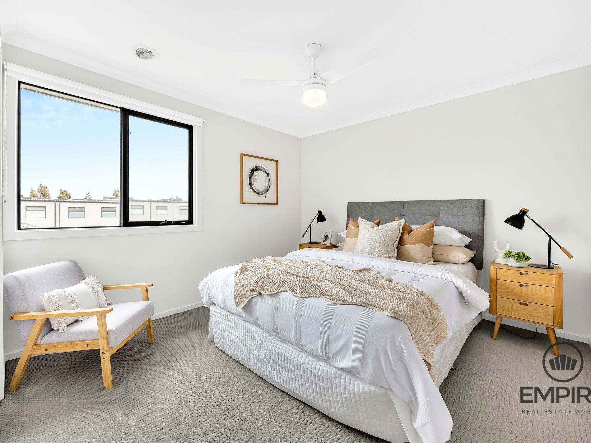 2 Plenty Way, Cranbourne North