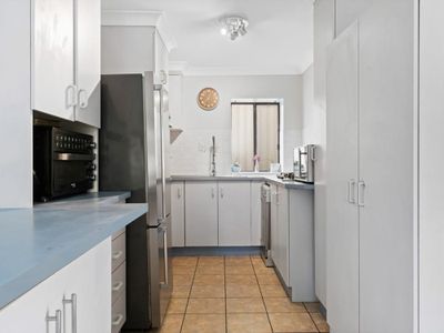 100 Catherine Street, Mannering Park