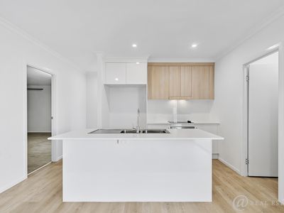 22 Mornington Street, Taroomball