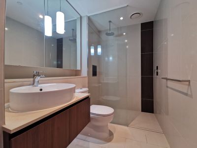 808 / 227 Toorak Road, South Yarra