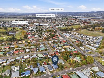 4 Walkers Avenue, Newnham