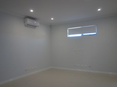 8/172 Loftus Street, North Perth