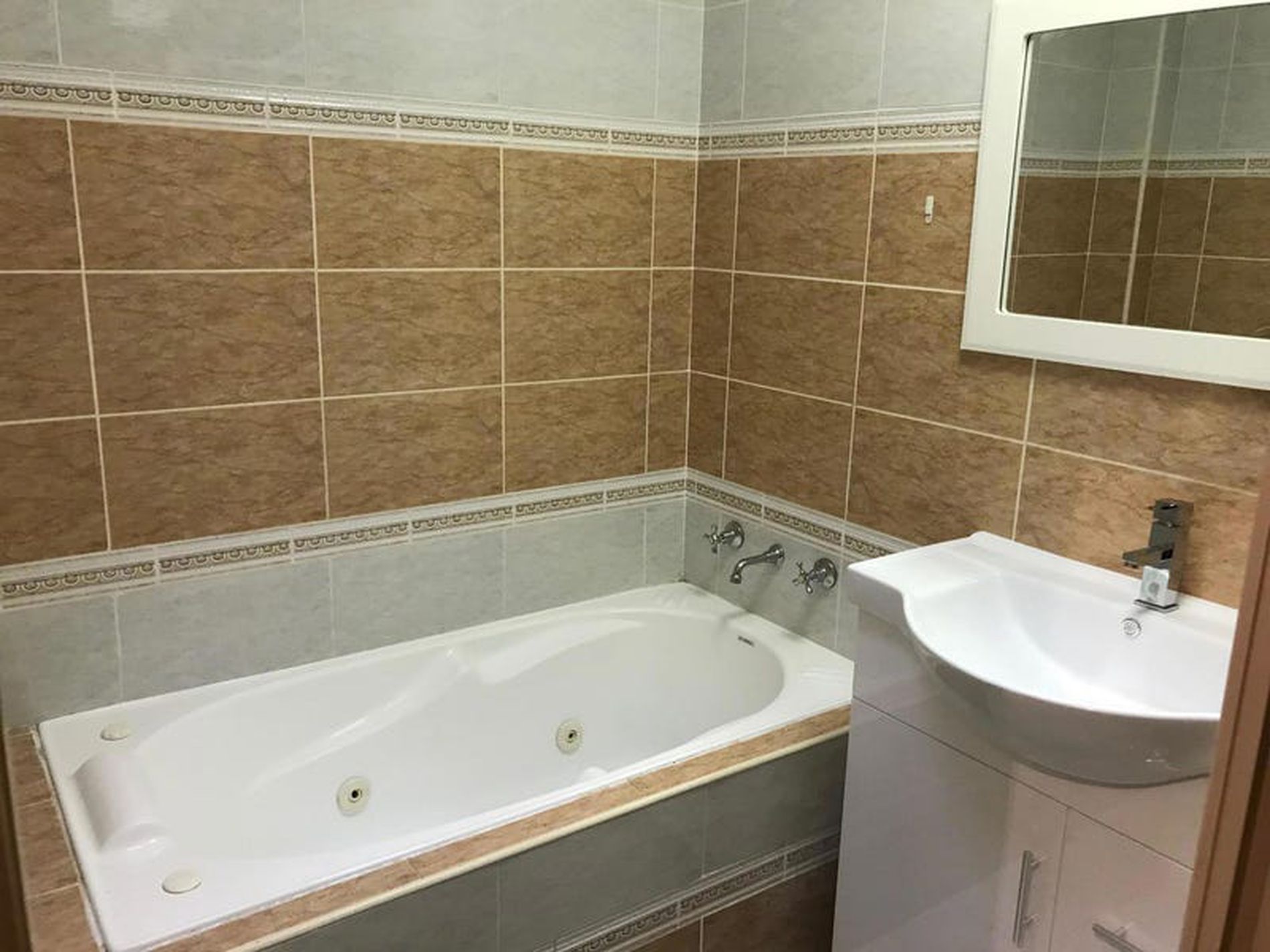 2 / 75 Yorktown Parade, Maroubra