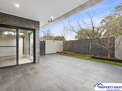 1 / 8 George Street, Doncaster East