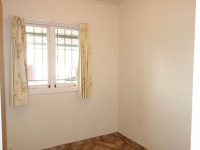 11 St Albans Rd, Nollamara