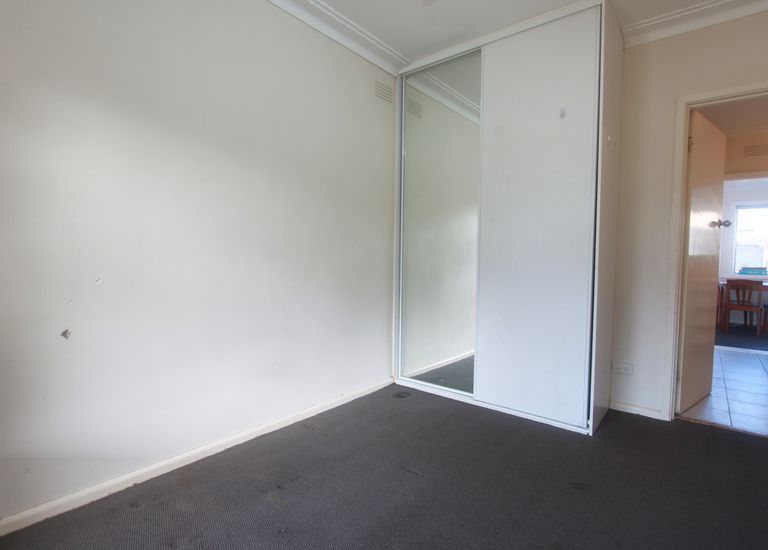 1 / 8 Morton Street, Clayton