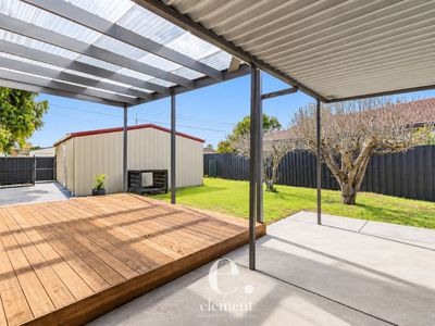 2 Sheeran Crescent, Lara