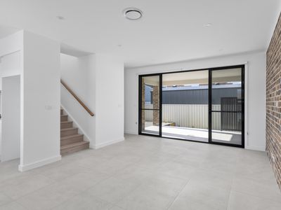 3 / 83 Pur Pur Avenue, Lake Illawarra