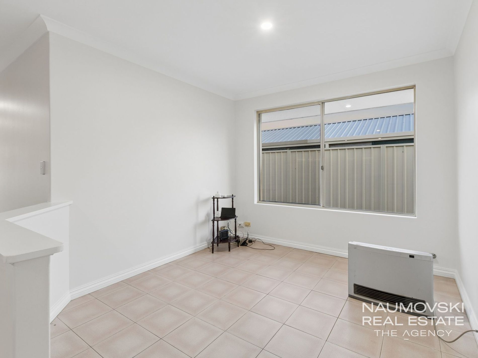 6 Jefferson Drive, Marangaroo