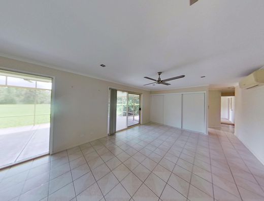 Cooroibah Rural Retreat image 9