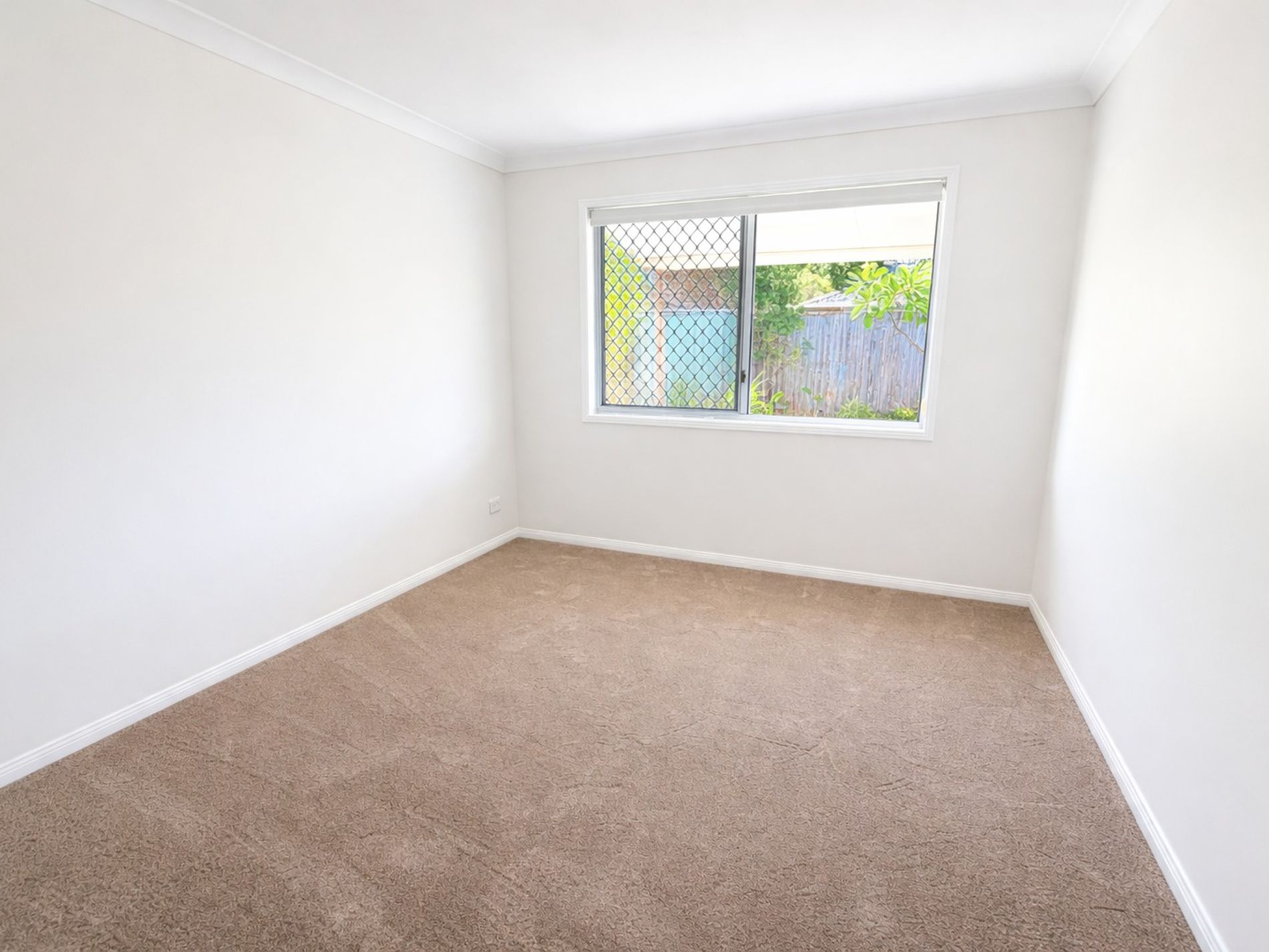 1 / 35 Brown Street, Labrador