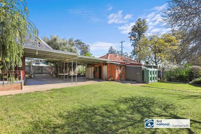 28 ROBYN STREET, South Tamworth