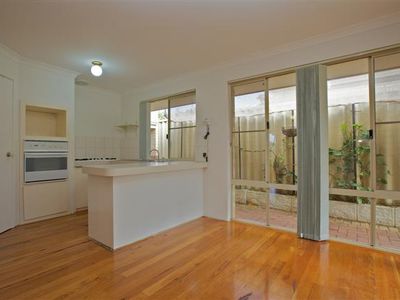 2 / 22 Dodds Street, Innaloo