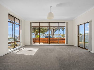 79 The Esplanade, Mount Pleasant
