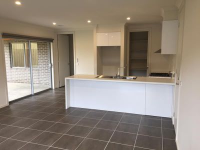 1A Mack Court, Belmont