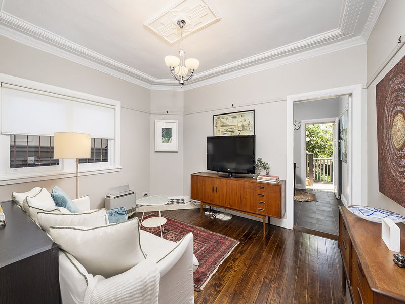 1 / 54 Denison Road, Lewisham