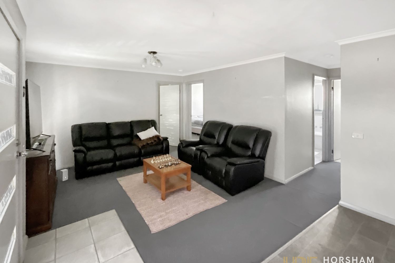 2 / 120 Bennett Road, Horsham