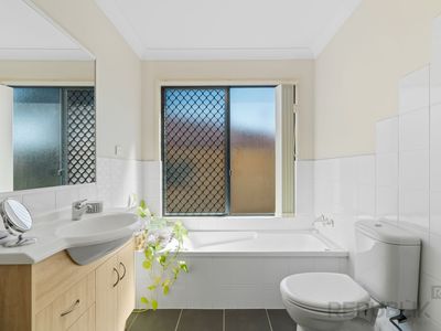 2 / 101 EUGAREE STREET, Southport