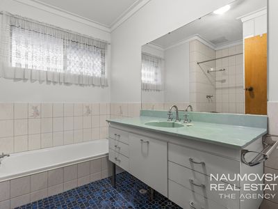 4 Knowles Street, Balcatta