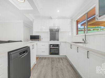 7 Queenscliff Drive, Woodbine