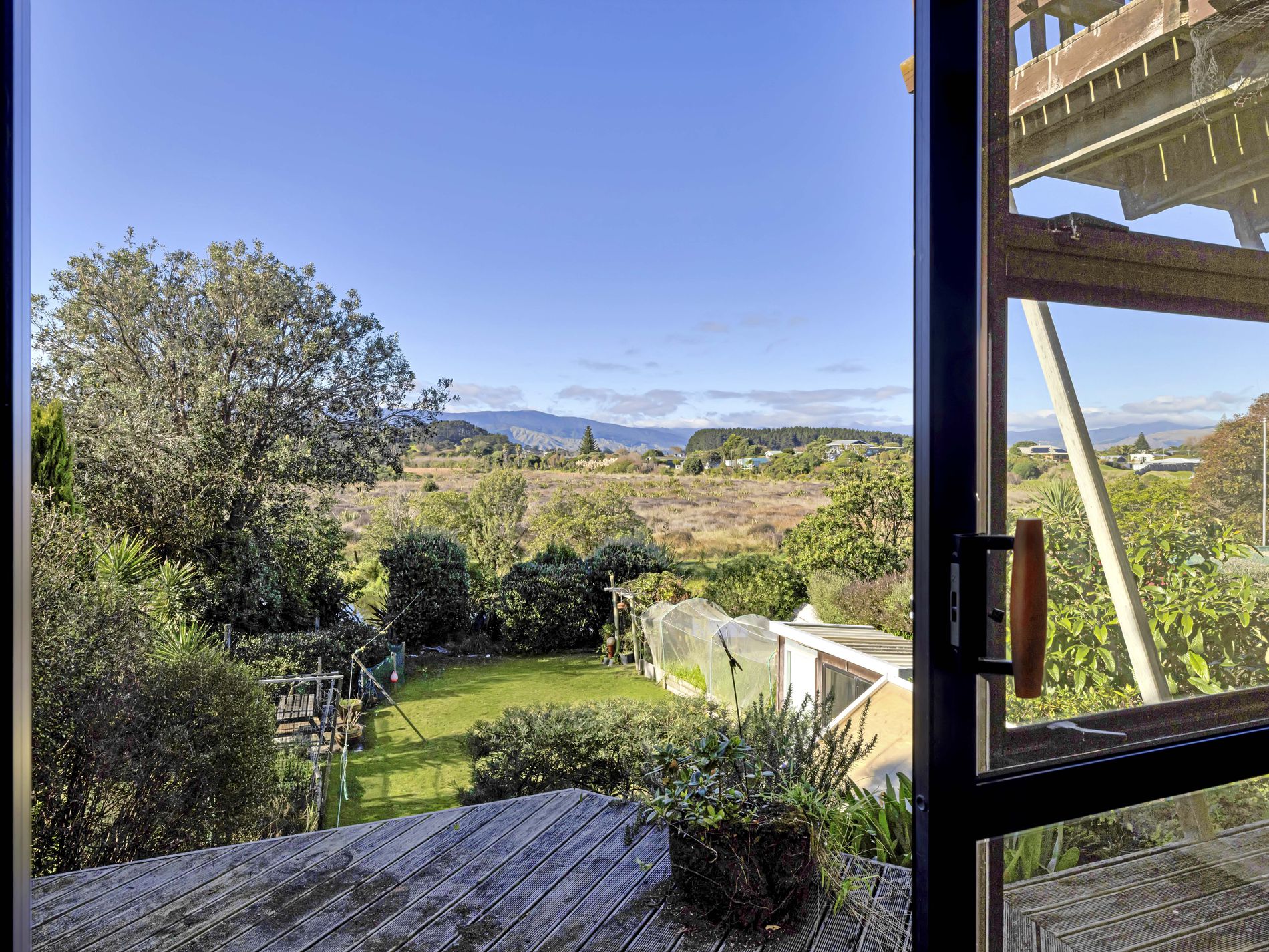 12 Moana Street, Otaki Beach
