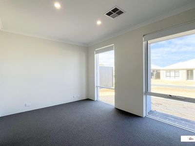 52 Whimbrel Grove, Eglinton