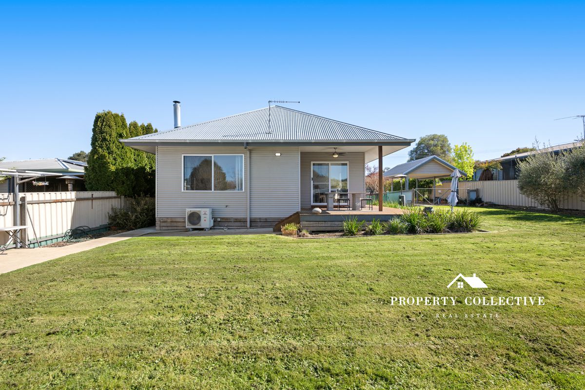 6 Le Couteur Avenue, Beechworth