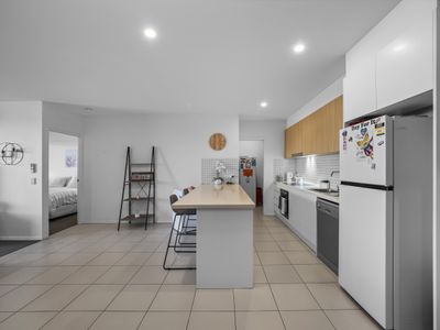 807 / 1 High Street, Sippy Downs