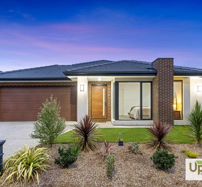 18 Eiger Street, Clyde North