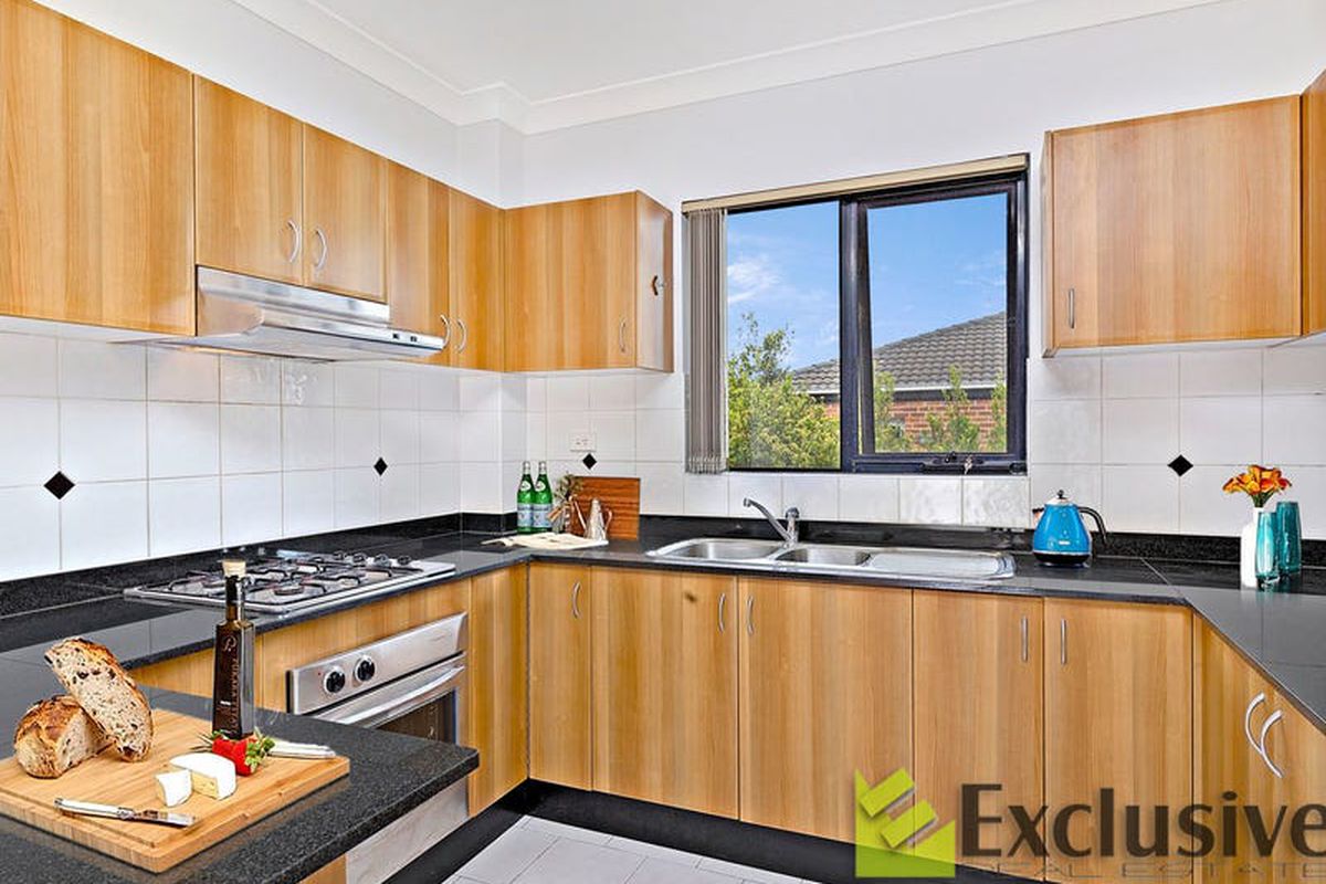 27 / 119 Arthur Street, Homebush West