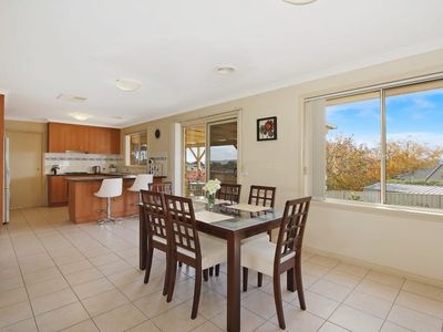 2 Medinah Ct, West Wodonga