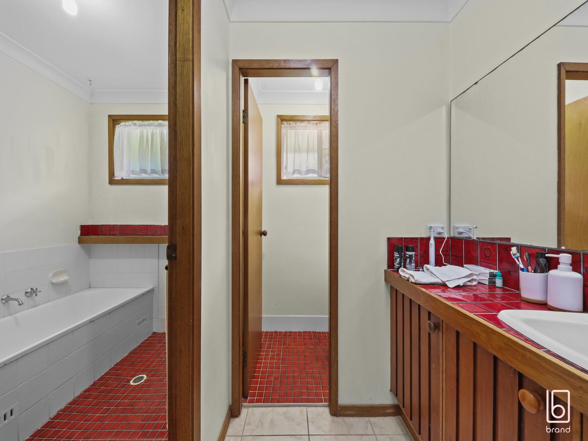 13 Chantell Avenue, Terrigal