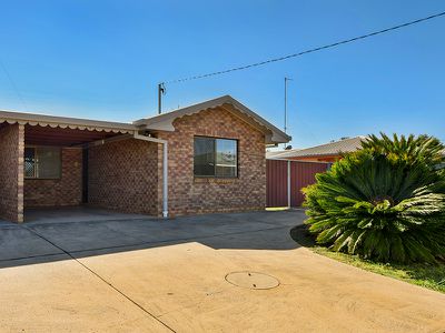 b / 291 North , Wilsonton Heights