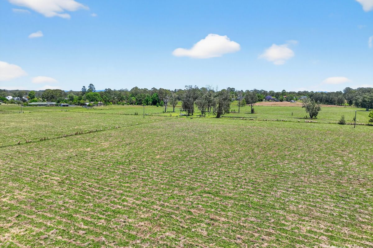 18 Clovernook Drive, Cundletown