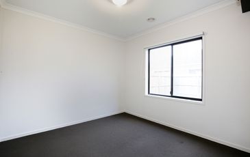 13 AVISHA WAY, Narre Warren
