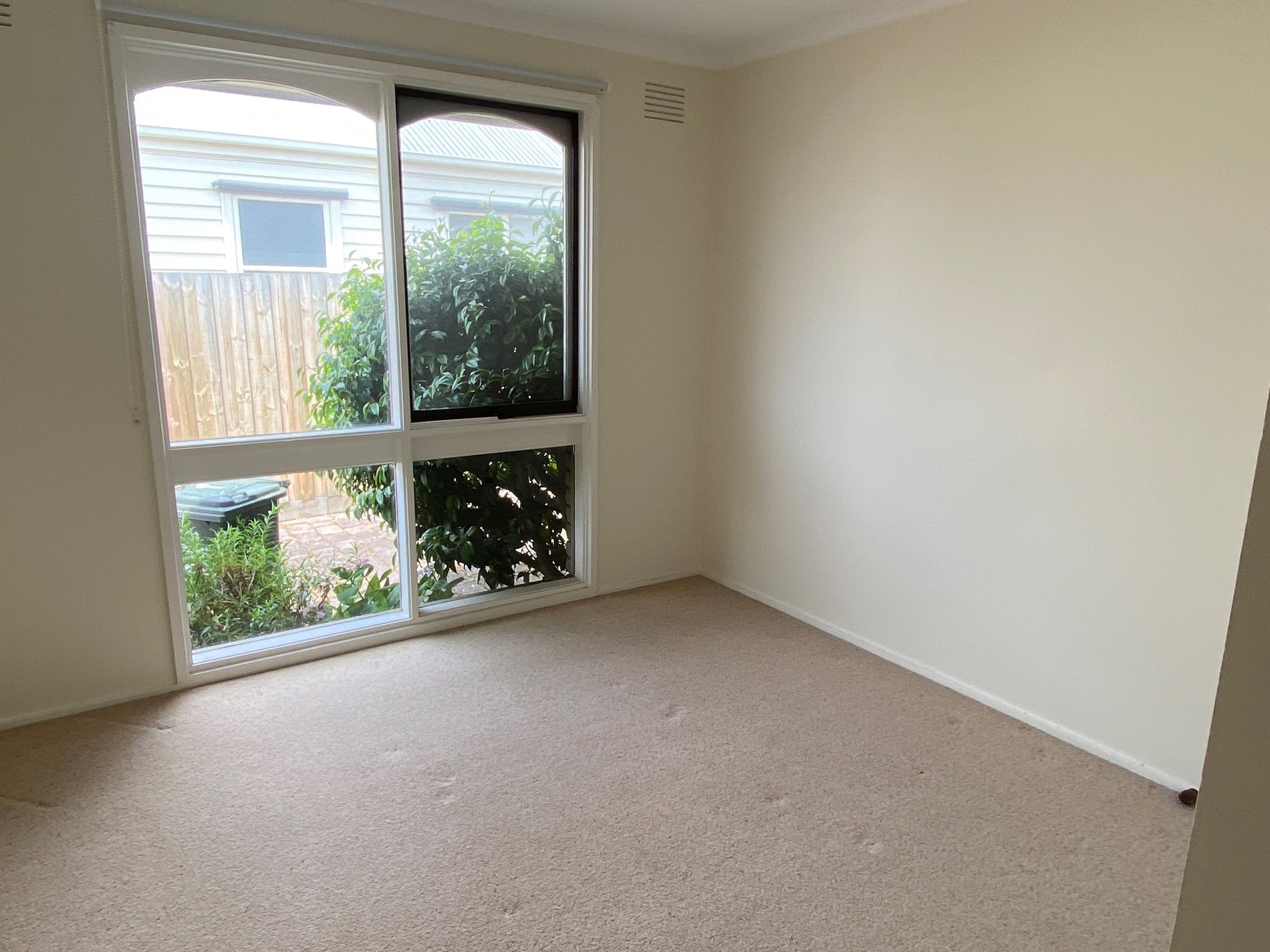 43 Alma Terrace, Newport